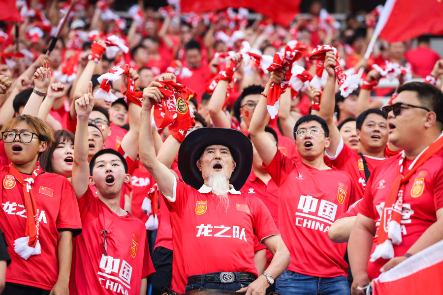 包含一触即发!亚洲足球巨星引领潮流的词条